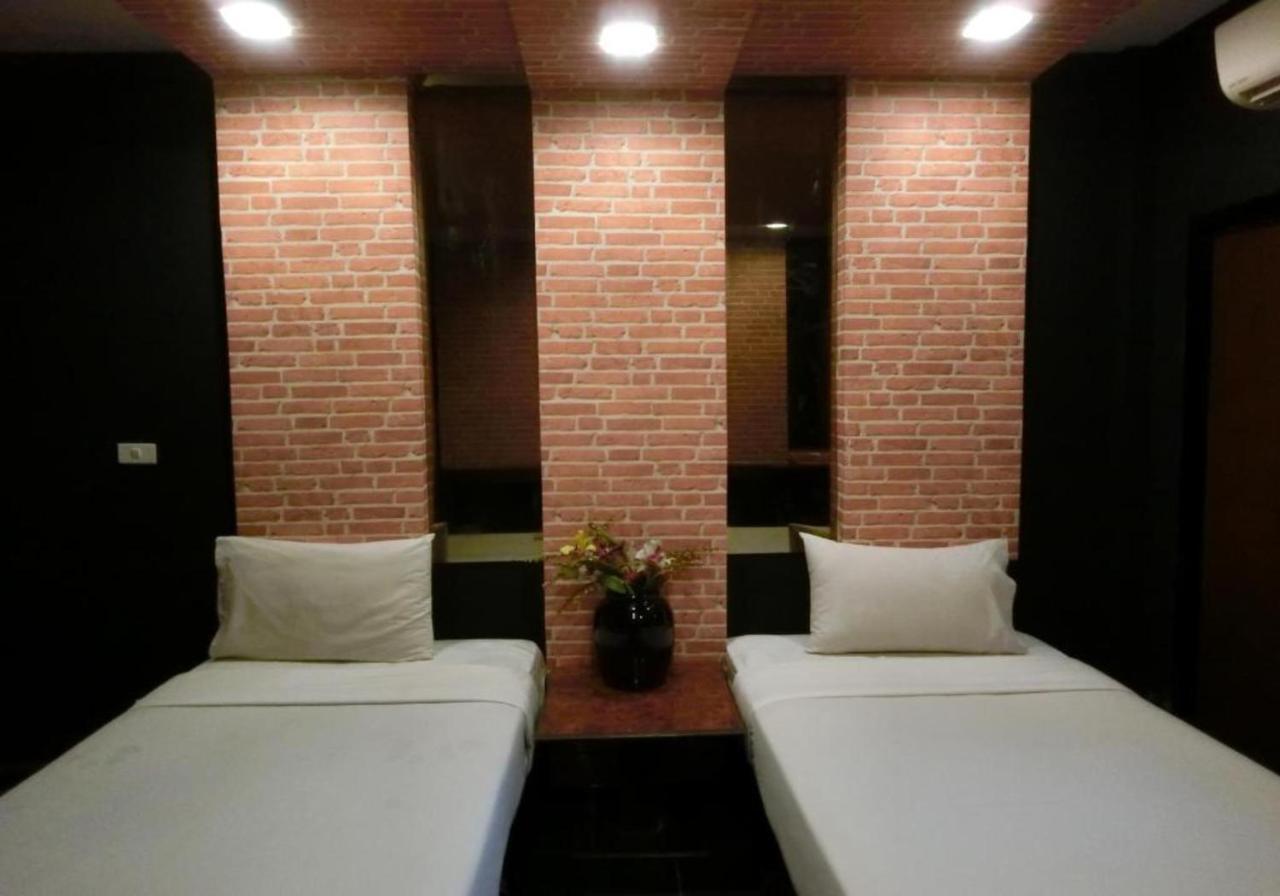 Newyork Suite Hotel Ban Ko  Екстер'єр фото