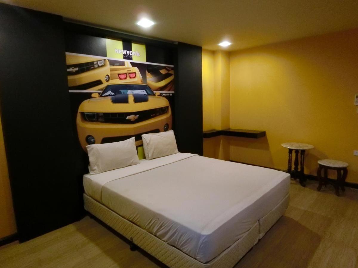 Newyork Suite Hotel Ban Ko  Екстер'єр фото