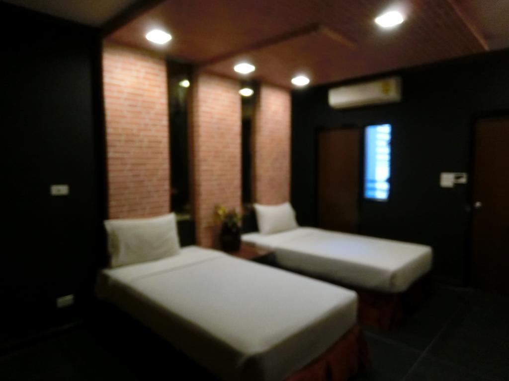 Newyork Suite Hotel Ban Ko  Екстер'єр фото